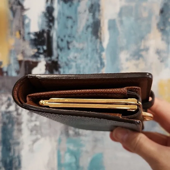 • Authentic Louis vuitton Monogram  Porte Monanaie Billets Bifold - Picture 7 of 14